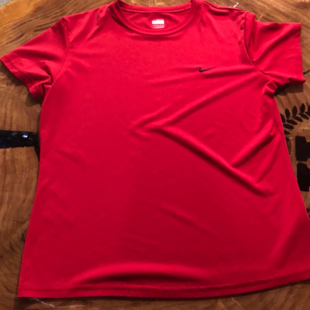Boys Red Nike Loose Fit Shirt XL